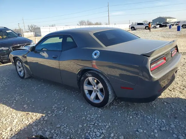 2C3CDZAG8HH501537 2017 DODGE CHALLENGER - Image 2