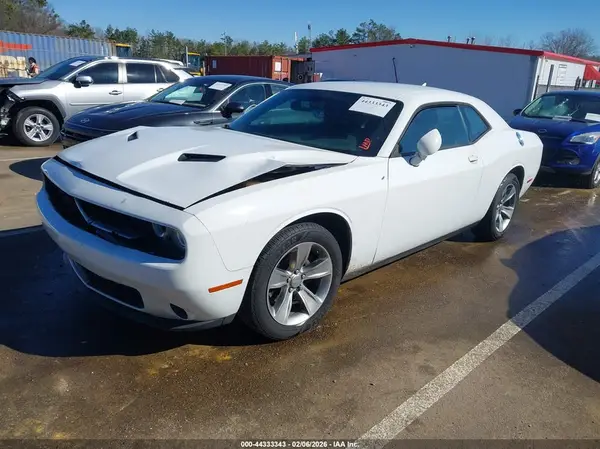 2C3CDZAG8HH502350 2017 DODGE CHALLENGER - Image 2