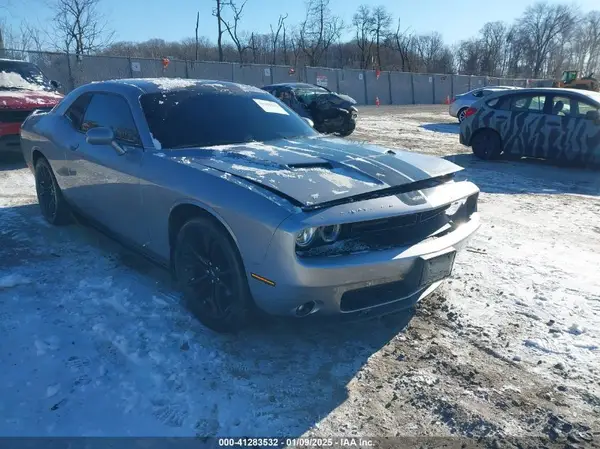 2C3CDZAG8HH507791 2017 DODGE CHALLENGER - Image 1