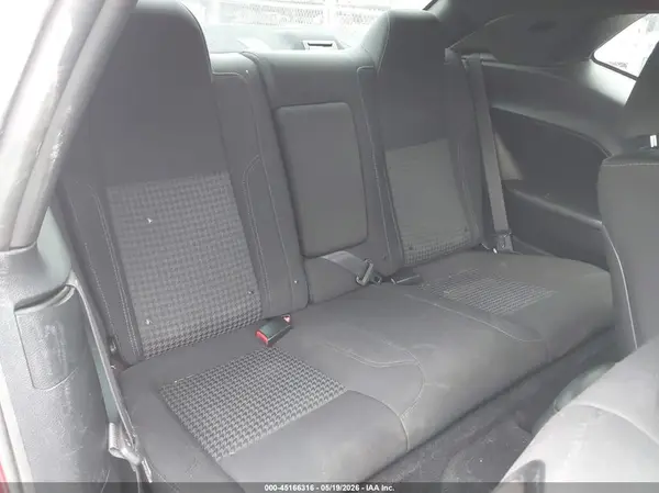 2C3CDZAG8HH572575 2017 DODGE CHALLENGER - Image 8
