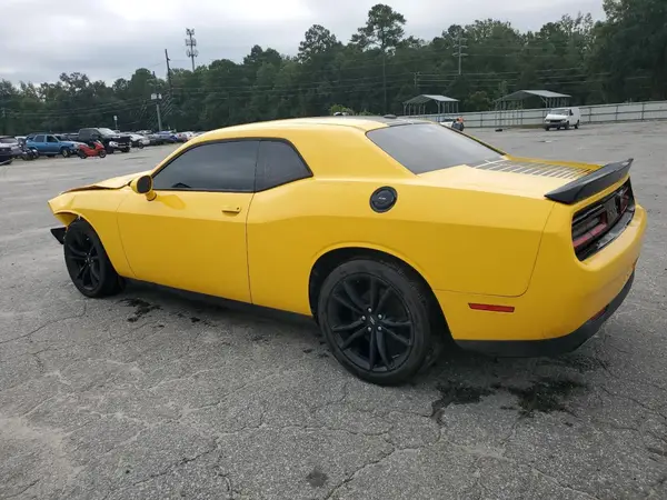 2C3CDZAG8HH573919 2017 DODGE CHALLENGER - Image 2
