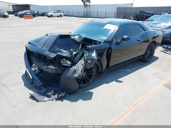 2C3CDZAG8HH573953 2017 DODGE CHALLENGER - Image 2