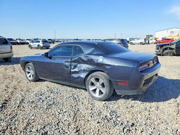 2C3CDZAG8HH594107 2017 DODGE CHALLENGER - Image 2