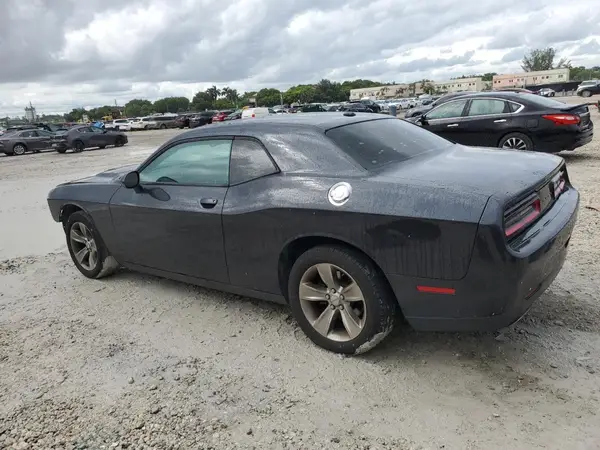 2C3CDZAG8HH594141 2017 DODGE CHALLENGER - Image 2