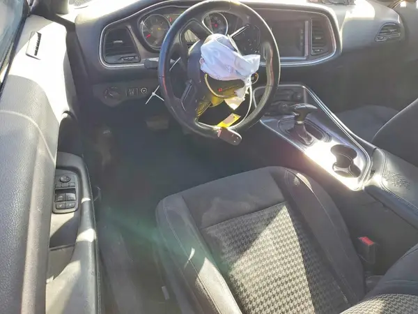 2C3CDZAG8HH594298 2017 DODGE CHALLENGER - Image 8