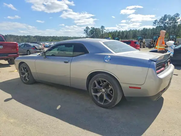 2C3CDZAG8HH594625 2017 DODGE CHALLENGER - Image 2
