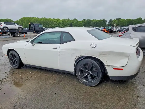 2C3CDZAG8HH598304 2017 DODGE CHALLENGER - Image 2