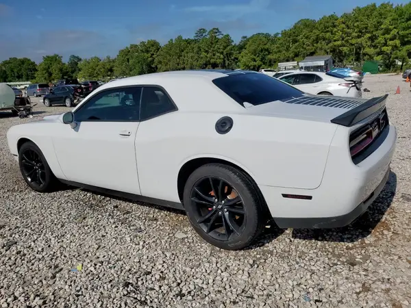 2C3CDZAG8HH601282 2017 DODGE CHALLENGER - Image 2