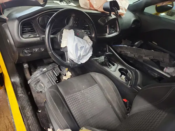 2C3CDZAG8HH609138 2017 DODGE CHALLENGER - Image 8
