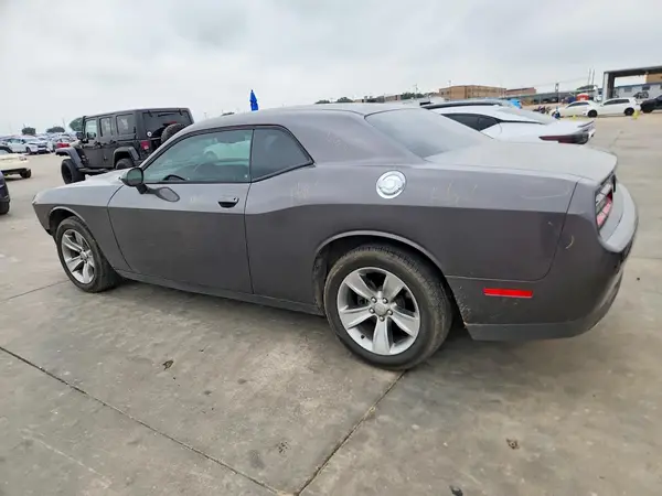 2C3CDZAG8HH624769 2017 DODGE CHALLENGER - Image 2