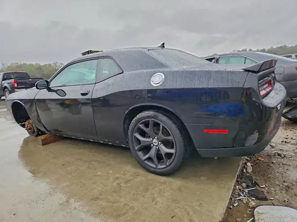 2C3CDZAG8HH627221 2017 DODGE CHALLENGER - Image 2