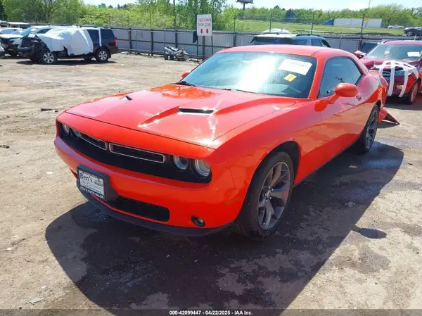 2C3CDZAG8HH640163 2017 DODGE CHALLENGER - Image 2