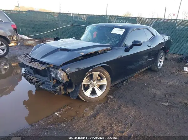 2C3CDZAG8HH640633 2017 DODGE CHALLENGER - Image 2