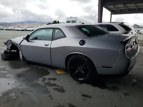 2C3CDZAG8HH640860 2017 DODGE CHALLENGER - Image 2