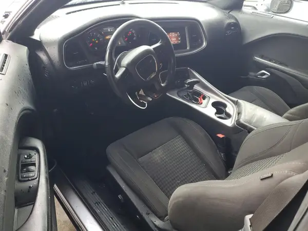 2C3CDZAG8HH640860 2017 DODGE CHALLENGER - Image 8