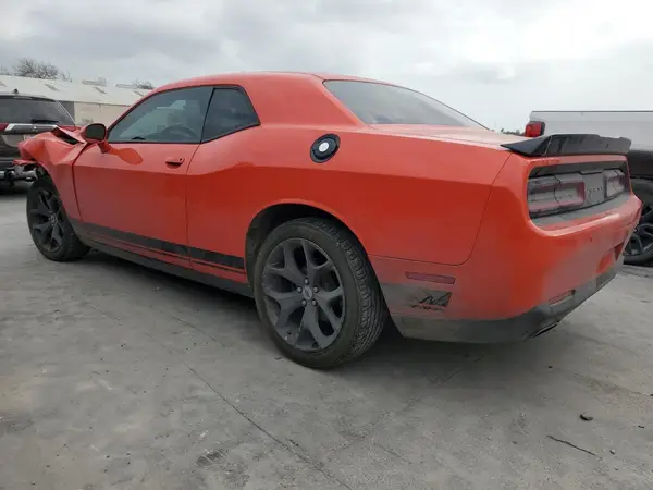 2C3CDZAG8HH666195 2017 DODGE CHALLENGER - Image 2