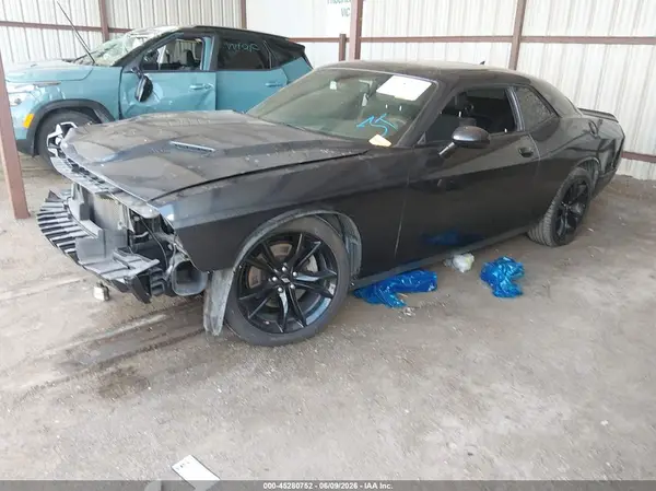2C3CDZAG8JH112192 2018 DODGE CHALLENGER - Image 2