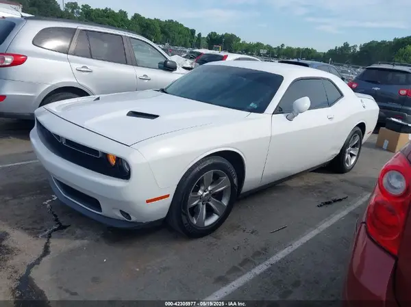 2C3CDZAG8JH116517 2018 DODGE CHALLENGER - Image 2