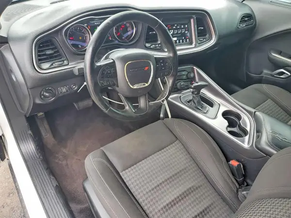 2C3CDZAG8JH131003 2018 DODGE CHALLENGER - Image 8
