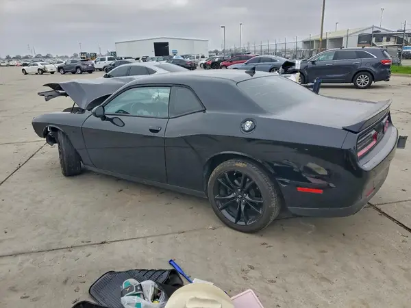 2C3CDZAG8JH131860 2018 DODGE CHALLENGER - Image 2