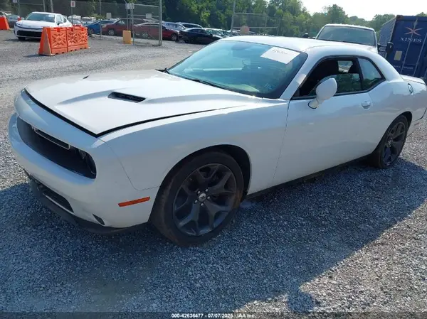 2C3CDZAG8JH149923 2018 DODGE CHALLENGER - Image 2