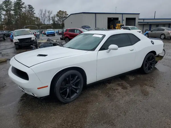 2C3CDZAG8JH172361 2018 DODGE CHALLENGER - Image 1