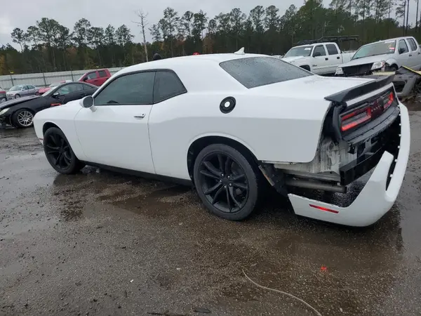 2C3CDZAG8JH172361 2018 DODGE CHALLENGER - Image 2