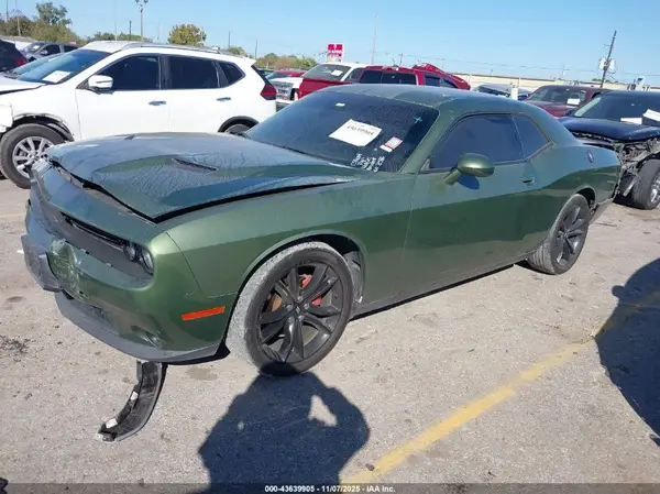 2C3CDZAG8JH178516 2018 DODGE CHALLENGER - Image 2