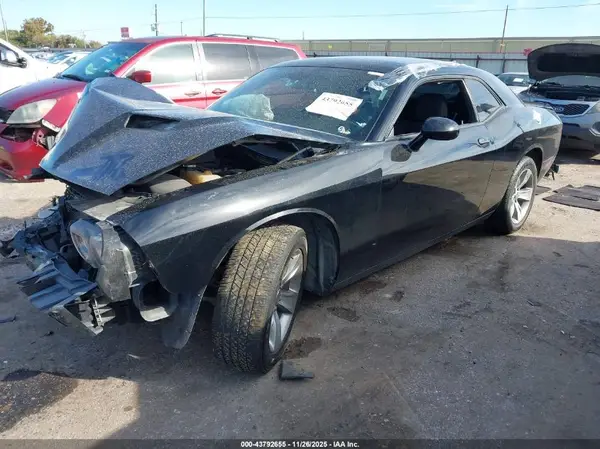 2C3CDZAG8JH183649 2018 DODGE CHALLENGER - Image 2