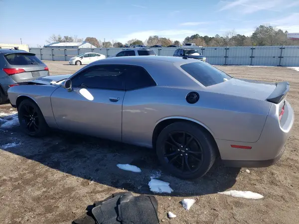 2C3CDZAG8JH204368 2018 DODGE CHALLENGER - Image 2