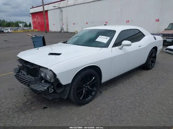 2C3CDZAG8JH216729 2018 DODGE CHALLENGER - Image 2