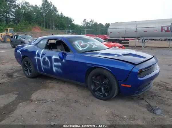 2C3CDZAG8JH229870 2018 DODGE CHALLENGER - Image 1