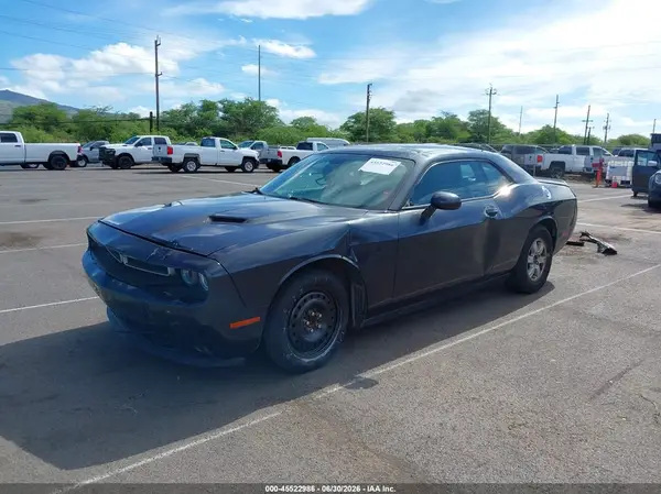 2C3CDZAG8JH237466 2018 DODGE CHALLENGER - Image 2