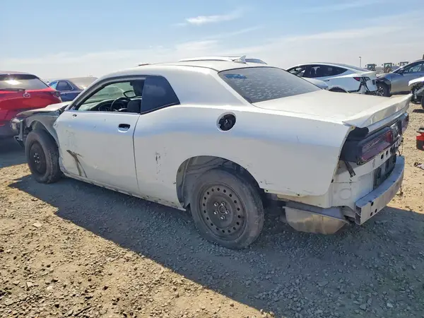 2C3CDZAG8JH241372 2018 DODGE CHALLENGER - Image 2