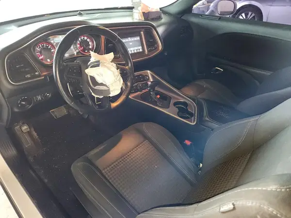 2C3CDZAG8JH241694 2018 DODGE CHALLENGER - Image 8