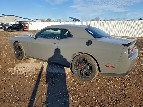 2C3CDZAG8JH252436 2018 DODGE CHALLENGER - Image 2
