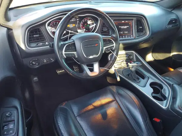 2C3CDZAG8JH258348 2018 DODGE CHALLENGER - Image 8