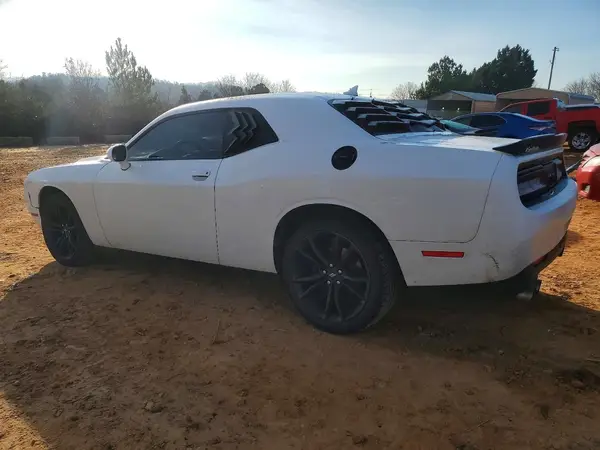2C3CDZAG8JH280625 2018 DODGE CHALLENGER - Image 2
