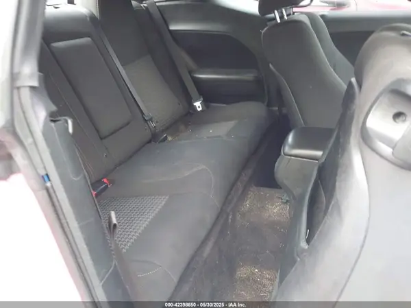 2C3CDZAG8JH310769 2018 DODGE CHALLENGER - Image 8