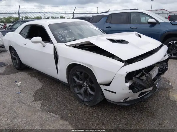 2C3CDZAG8JH311064 2018 DODGE CHALLENGER - Image 1