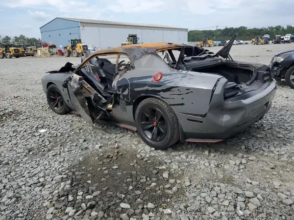 2C3CDZAG8JH317673 2018 DODGE CHALLENGER - Image 2