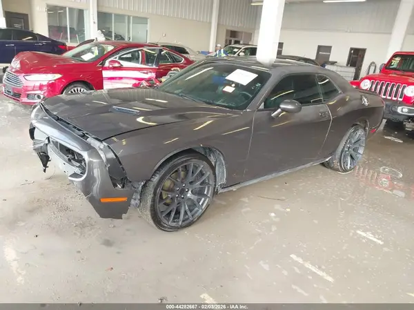 2C3CDZAG8JH325272 2018 DODGE CHALLENGER - Image 2