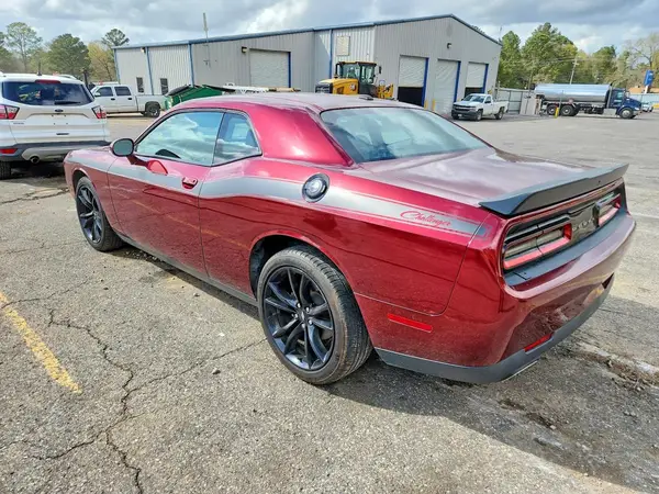 2C3CDZAG8JH333050 2018 DODGE CHALLENGER - Image 2