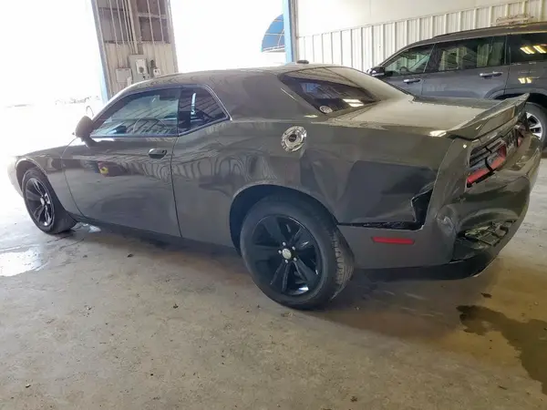 2C3CDZAG8KH525263 2019 DODGE CHALLENGER - Image 2