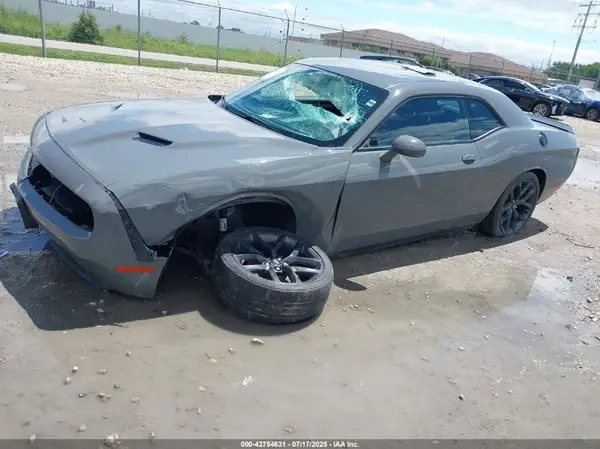 2C3CDZAG8KH551412 2019 DODGE CHALLENGER - Image 2