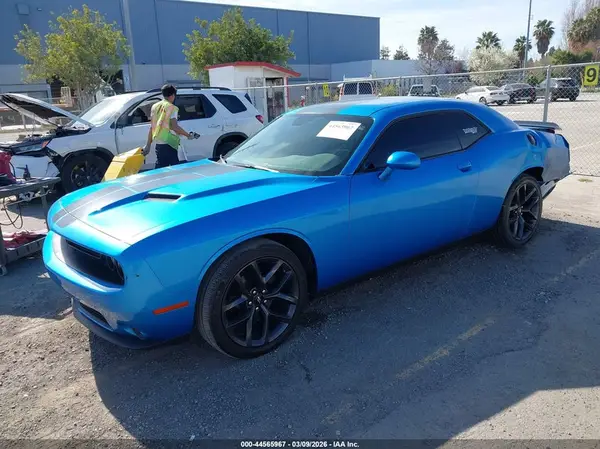 2C3CDZAG8KH632894 2019 DODGE CHALLENGER - Image 2