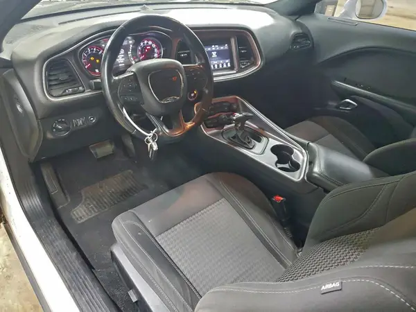2C3CDZAG8KH642048 2019 DODGE CHALLENGER - Image 8