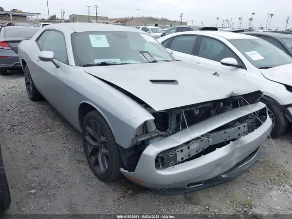 2C3CDZAG8KH655513 2019 DODGE CHALLENGER - Image 1