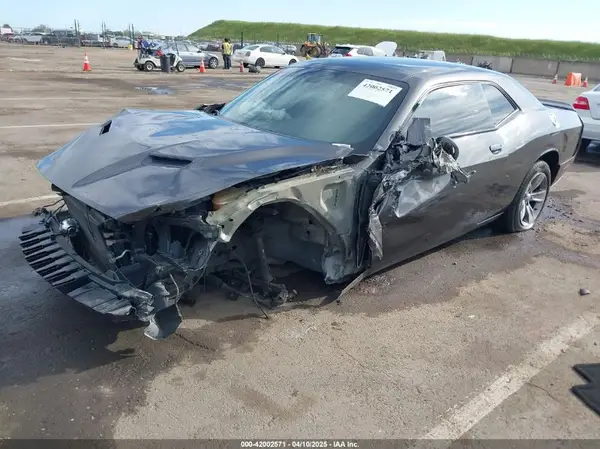 2C3CDZAG8KH666463 2019 DODGE CHALLENGER - Image 2