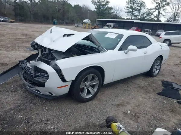 2C3CDZAG8KH669489 2019 DODGE CHALLENGER - Image 2